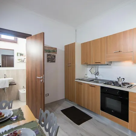 Alojamento de Acomodação e Pequeno-almoço Iori Salento 3*