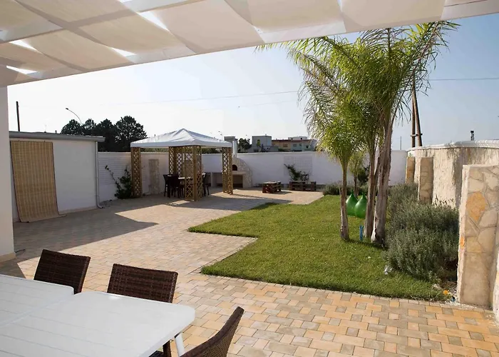 Iori Salento Bed & Breakfast 3*